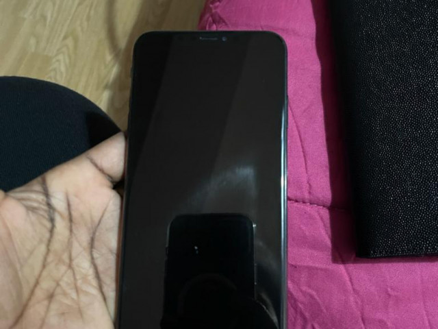 IPhone XS, Telemóveis, Bissau