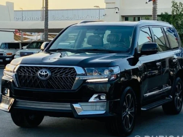 Toyota Land Cruiser V6, Carros, Bissau