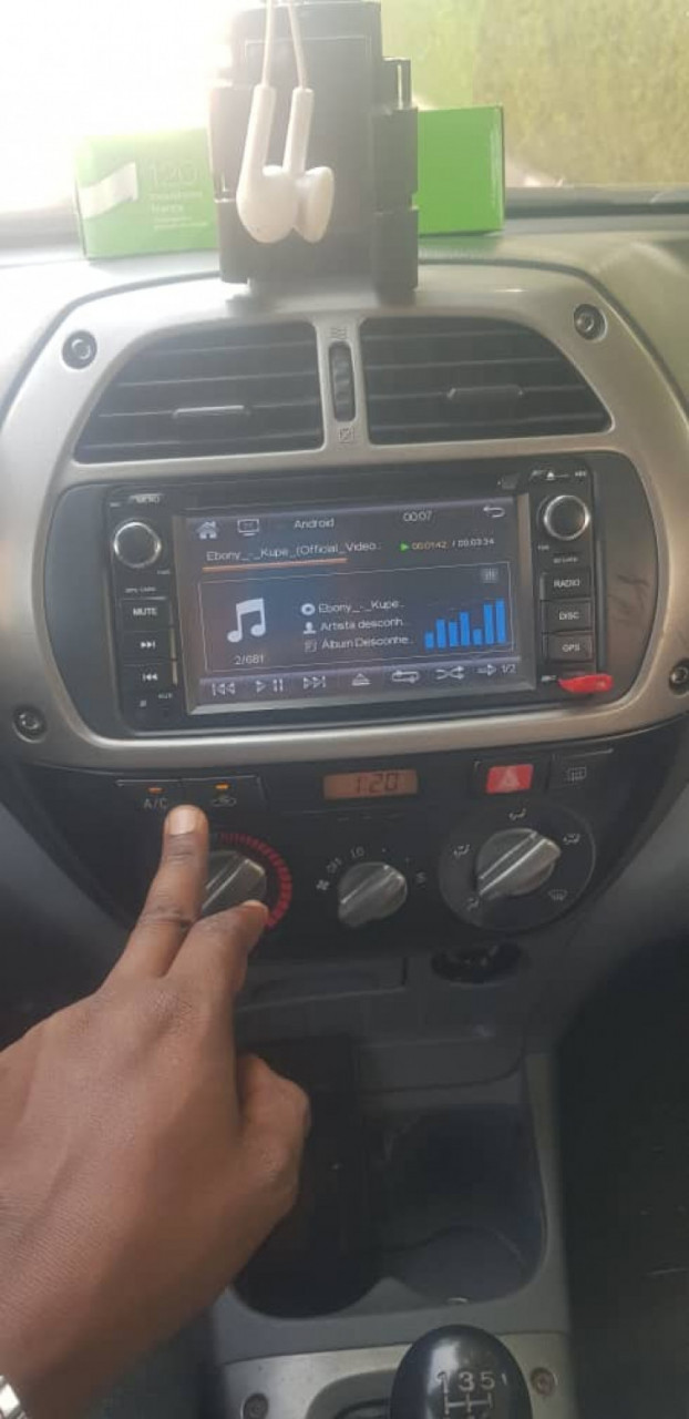 Toyota Rav 4, Carros, Bissau