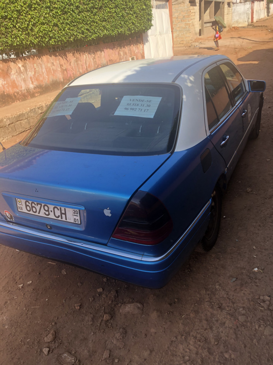 Mercedes-Benz C-Class, Carros, Bissau
