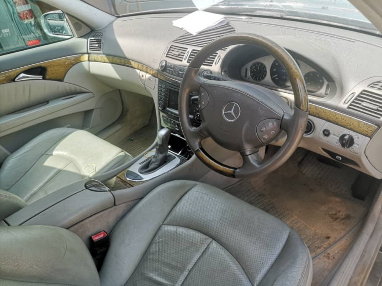 Mercedes classe E, Carros, Bissau