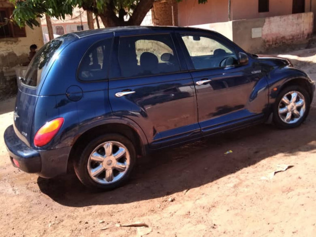 Chrysler PT Cruiser, Carros, Bissau