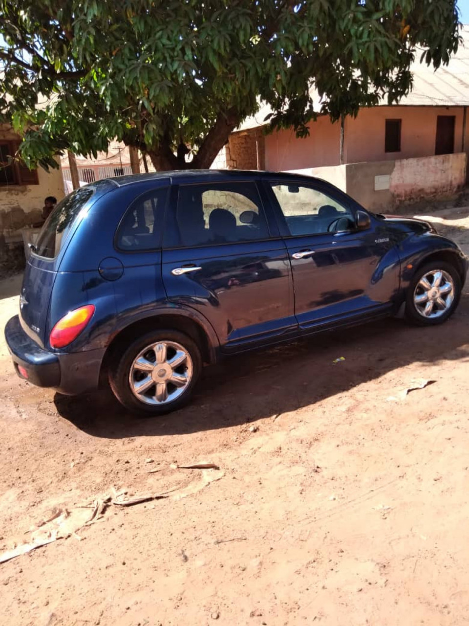 Chrysler PT Cruiser, Carros, Bissau