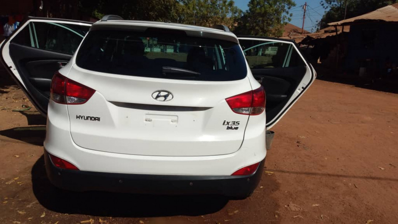 Hyundai Tucson, Carros, Bissau