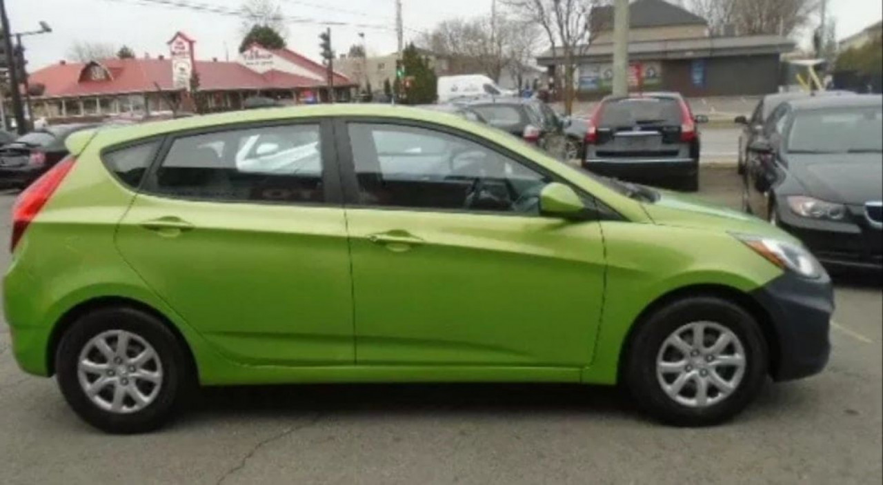 Hyundai Accent, Carros, Bissau