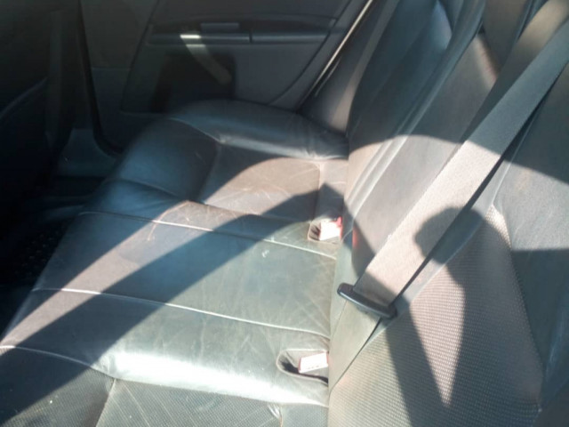 Ford Mondeo, Carros, Bissau