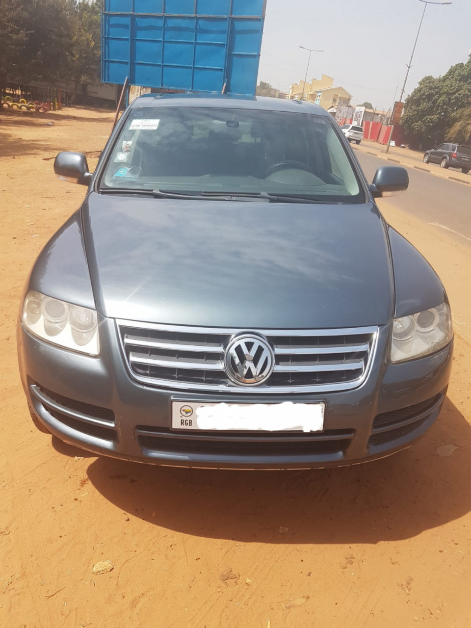 Volkswagen Touareg, Carros, Bissau