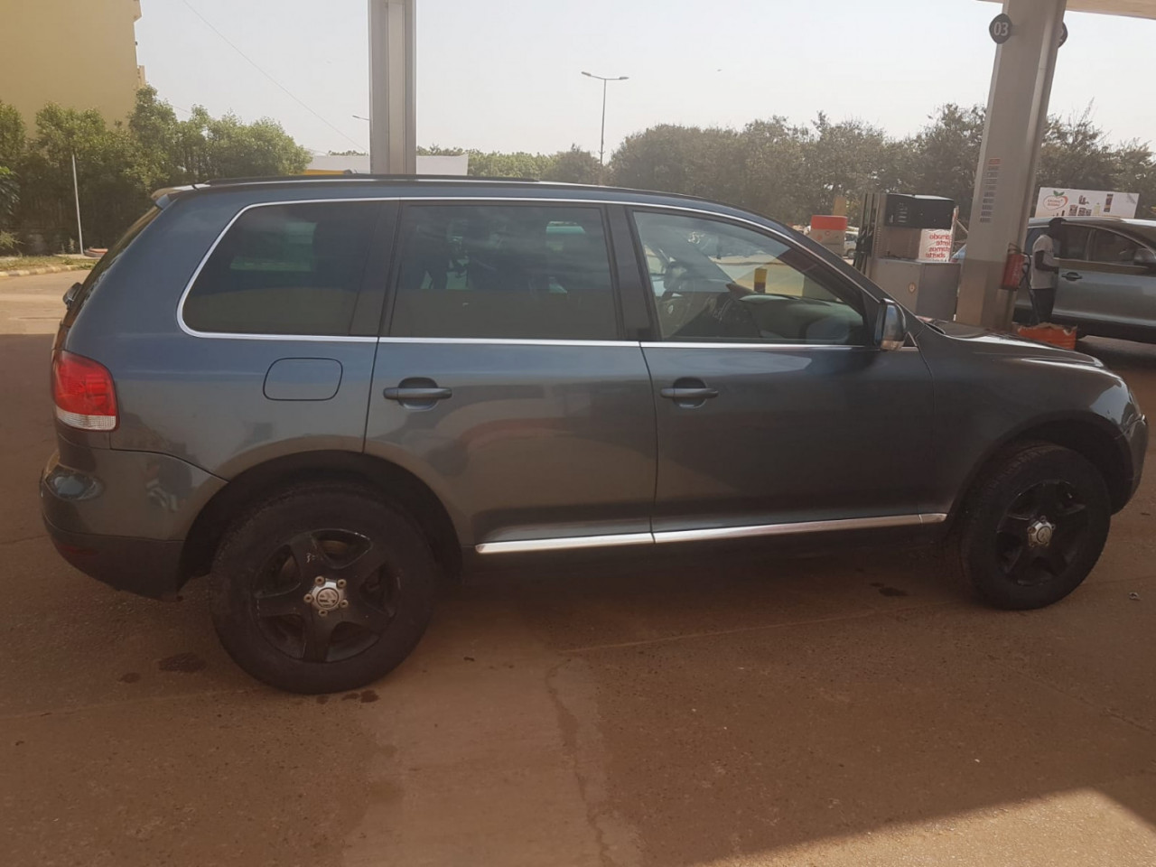 Volkswagen Touareg, Carros, Bissau