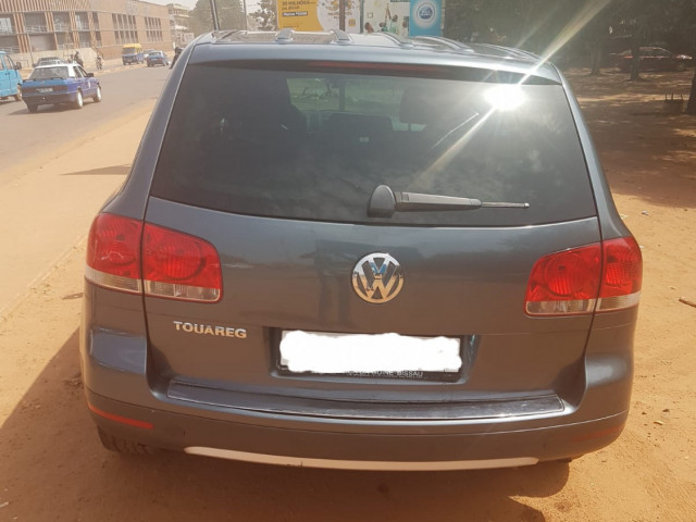 Volkswagen Touareg, Carros, Bissau