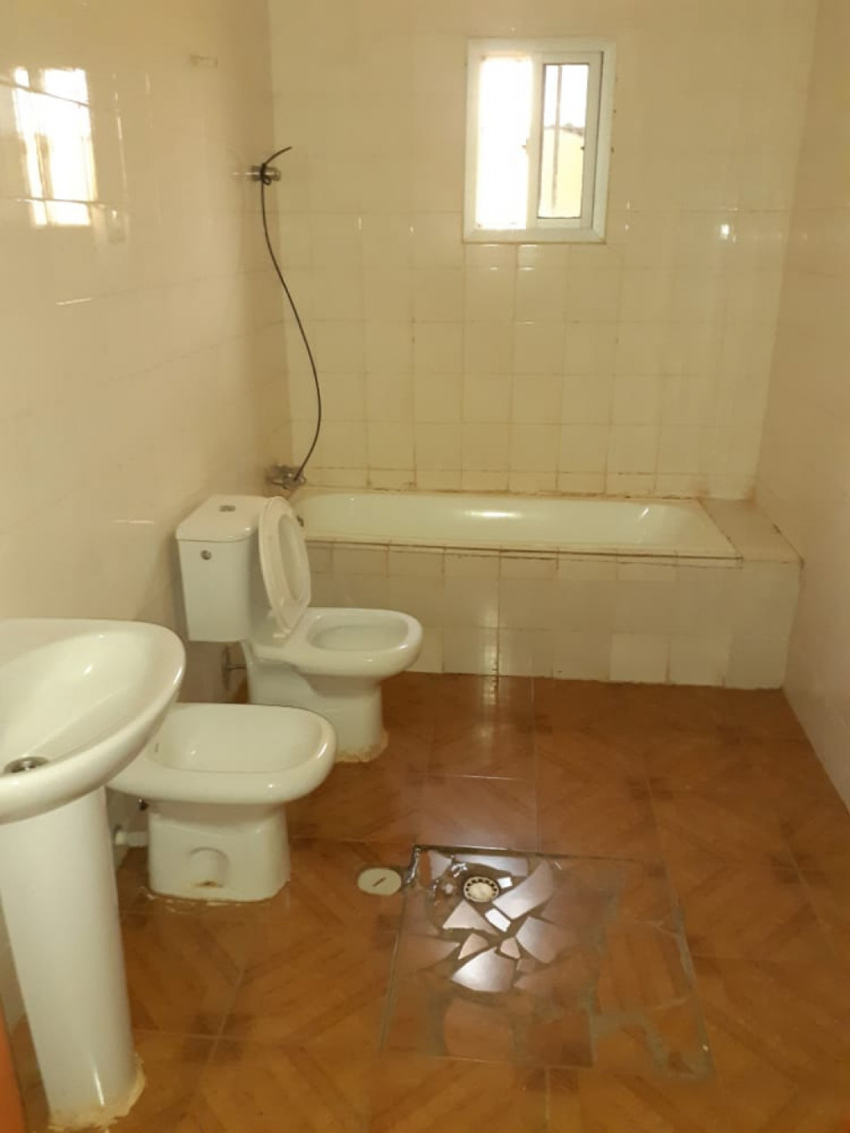 Casa a Bissau, Casas, Bissau