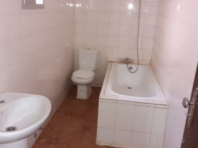 Casa a Bissau, Casas, Bissau