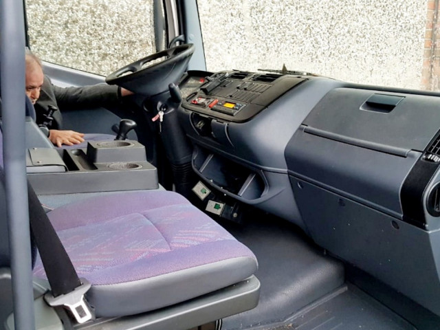 Mercedes-Benz Atego, Camiões - Autocarros, Bissau