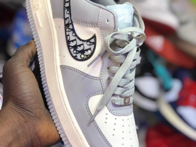 Dior Nike Air Forçe, Calçado, Bissau