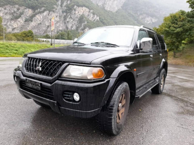 Mitsubishi Pajero, Carros, Bissau