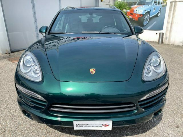 Porsche Cayenne, Carros, Bissau