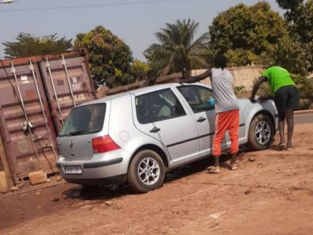 Volkswagen Golf, Carros, Bissau