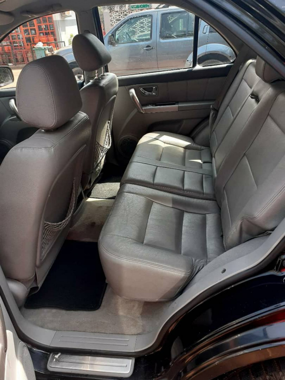 Kia Sorento, Carros, Bissau
