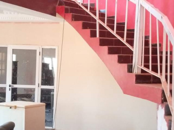 Duplex a Bissau, Casas, Bissau