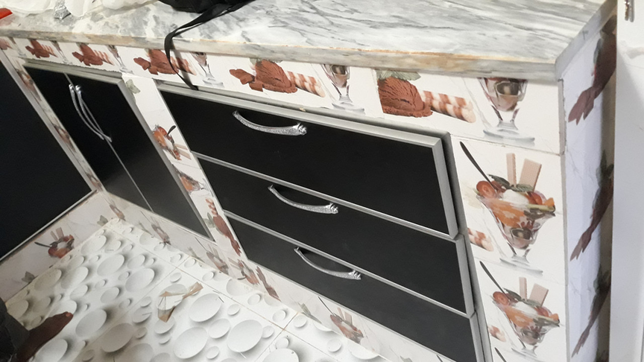 Cuisine en aluminium, Decoração, Bissau