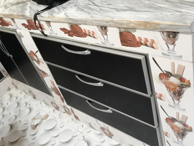 Cuisine en aluminium, Decoração, Bissau