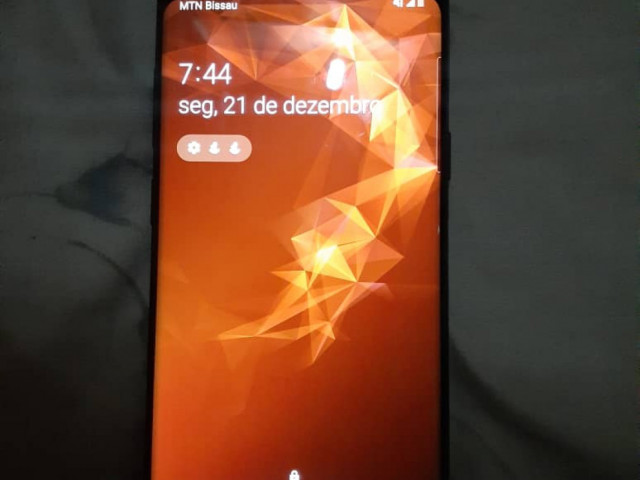Samsung Galaxy S9 Plus, Telemóveis, Bissau