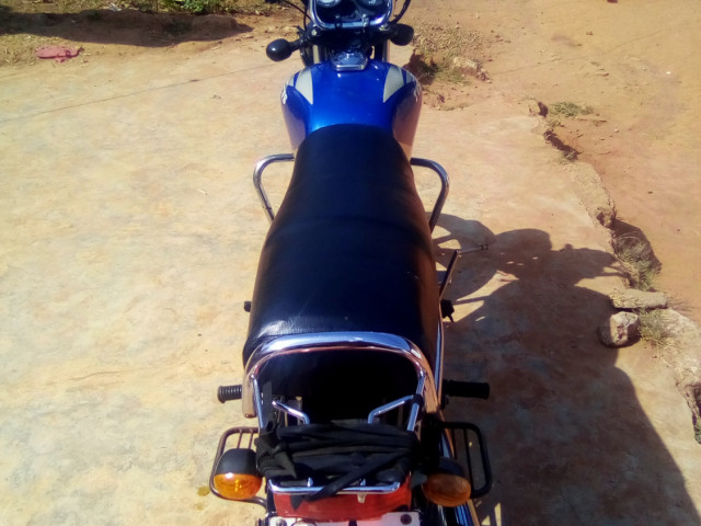 Motociclo TVS Star, Motociclos - Scooters, Bissau