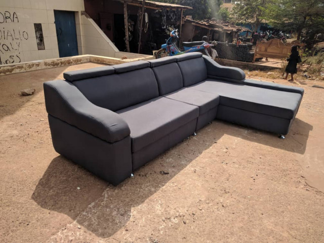 Sofa modelo L, Camas - Poltronas, Bissau