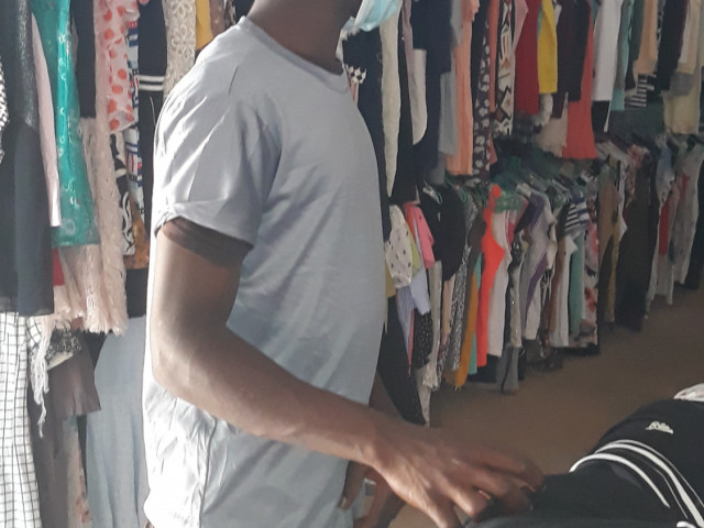 Ropa pra tudo familia, Roupa, Bissau