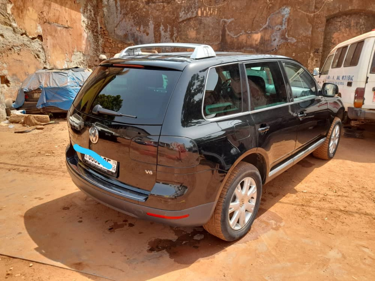 Volkswagen Touareg, Carros, Bissau