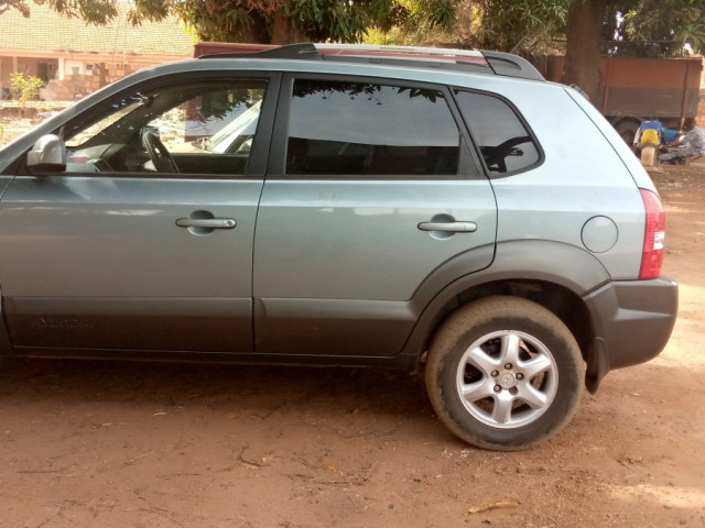 Hyundai Tucson, Carros, Bissau