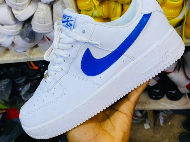 Nike Air Force, Calçado, Bissau