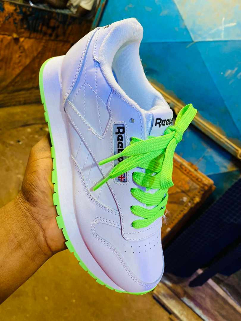 REEBOK, Calçado, Bissau