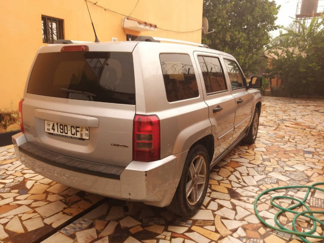 Jeep Patriot, Carros, Bissau