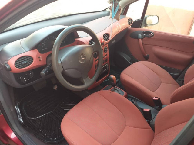 Mercedes-Benz A - Class, Carros, Bissau