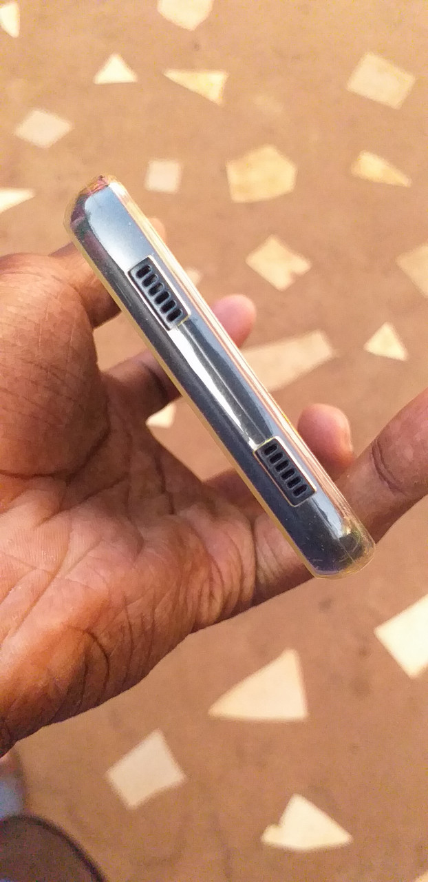 Samsung Galaxy A70, Telemóveis, Bissau