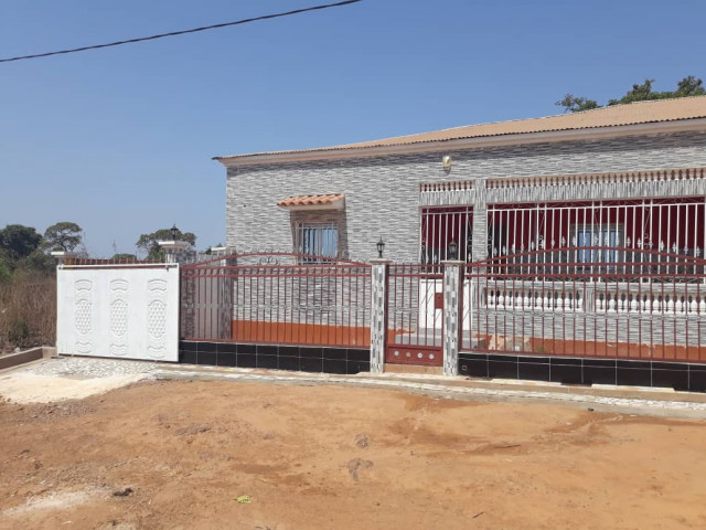 Casa em Bissau, Casas, Bissau