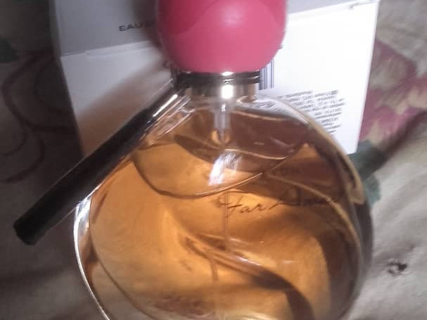 Perfume, Perfumes - Cosméticos, Bissau