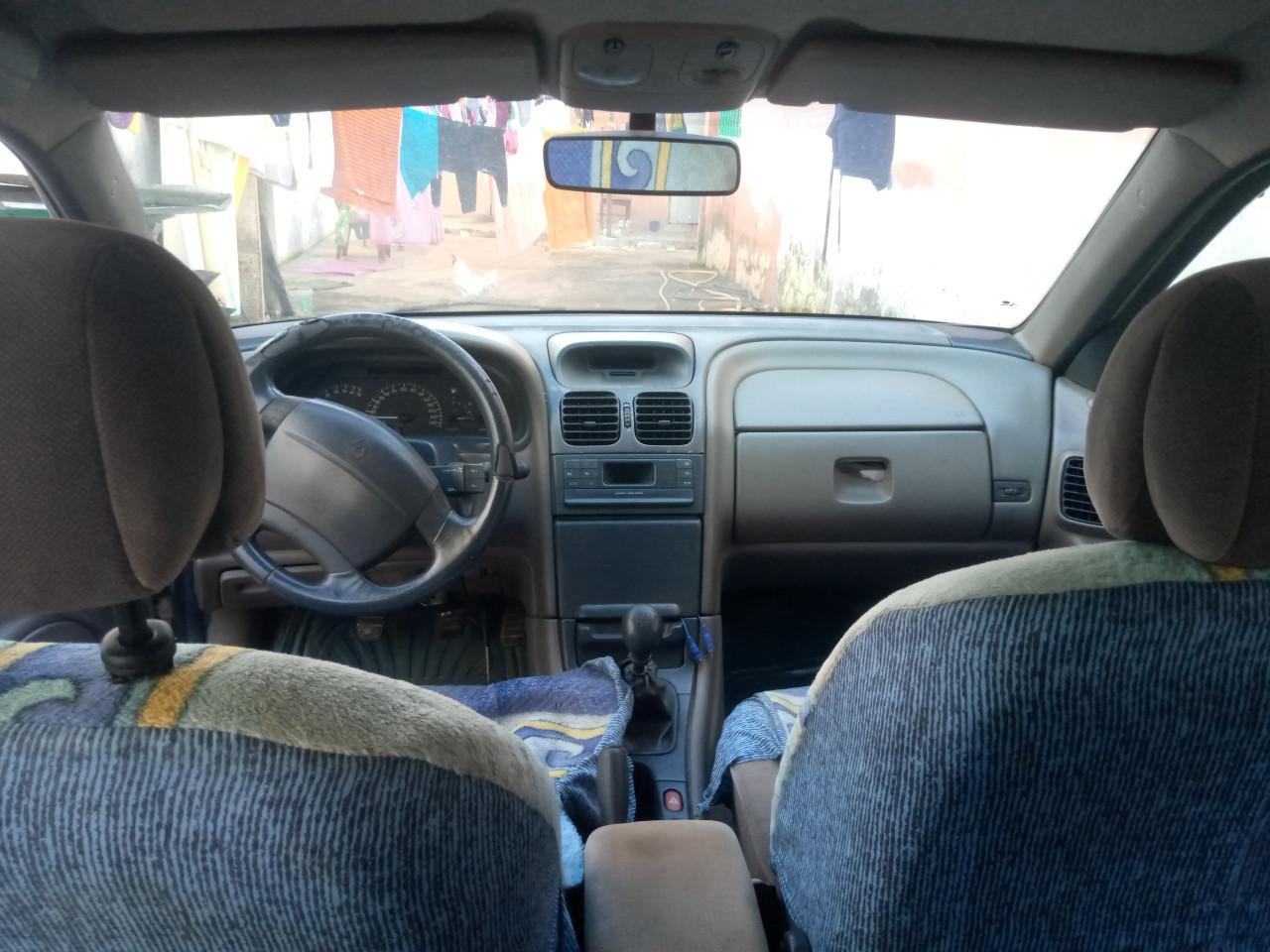 Renault Laguna, Carros, Bissau