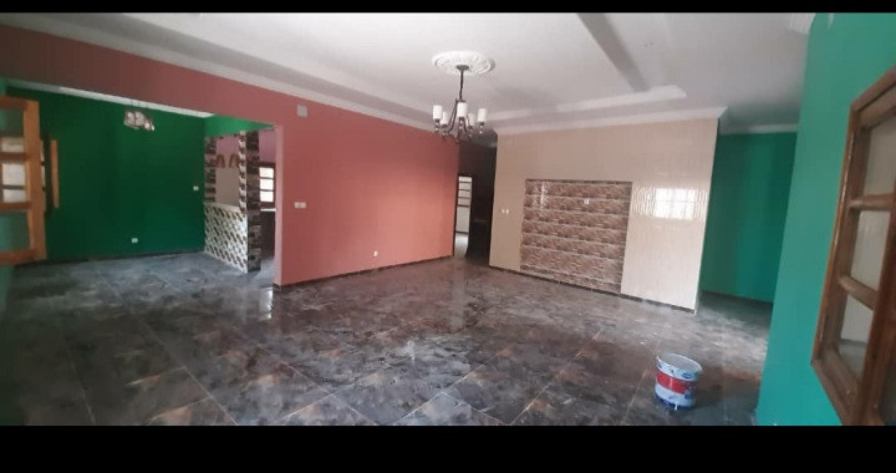 Casa em Bissau, Casas, Bissau