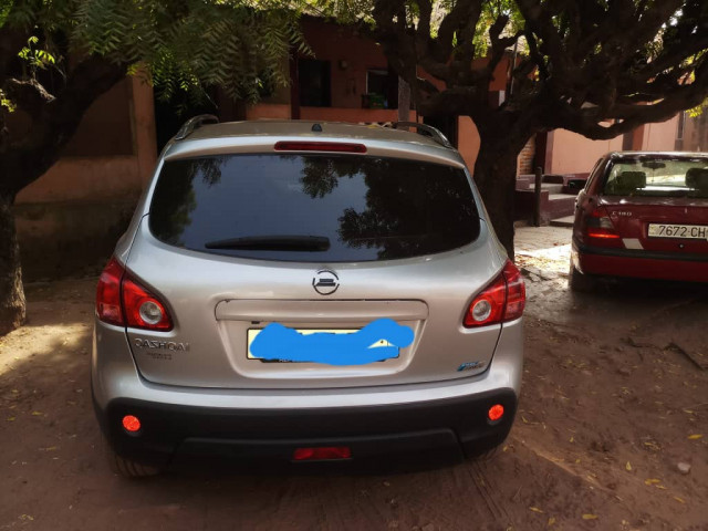 Nissan Qashqai, Carros, Bissau
