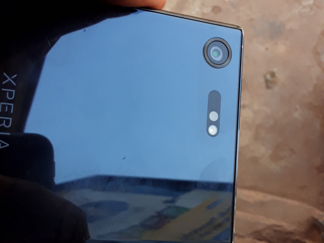XPERIA, Telemóveis, Bissau
