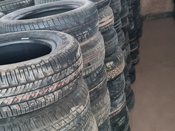 Pneus diferentes, Peças para Veículos, Bissau