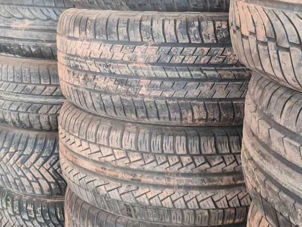 Pneus diferentes, Peças para Veículos, Bissau