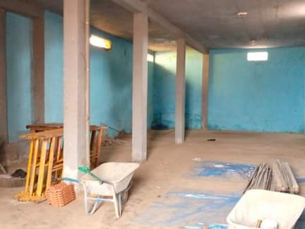 Diversos bens imobiliários, Comercial, Bissau