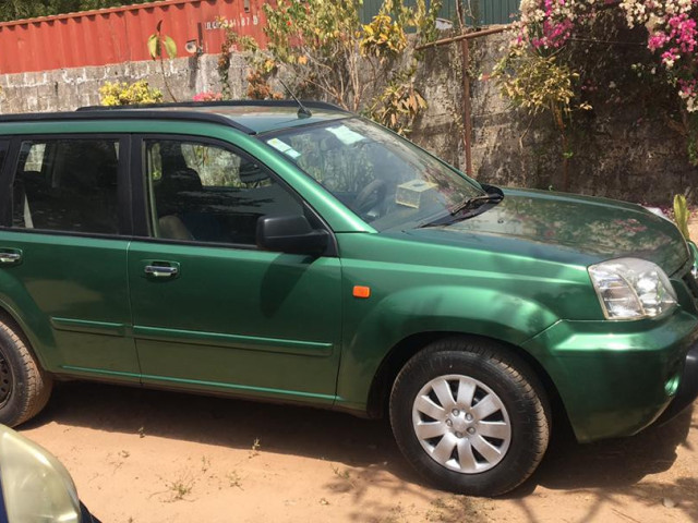 Nissan X-Trail, Carros, Bissau