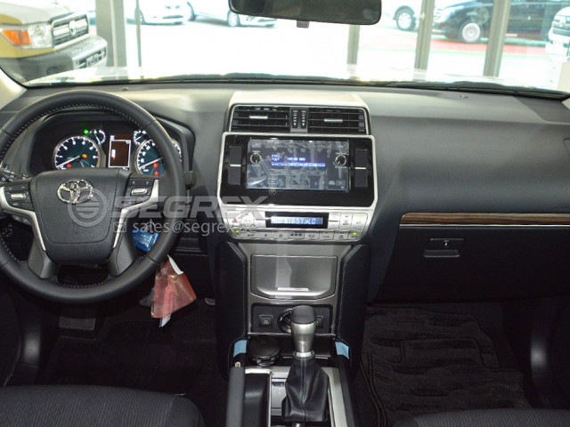 Toyota Land Cruiser Prado, Carros, Bissau