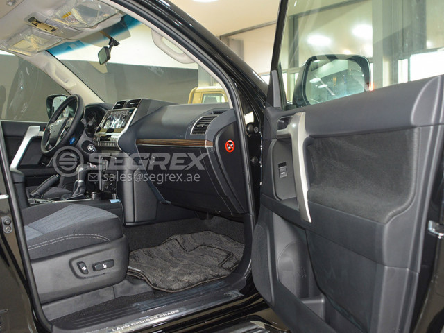 Toyota Land Cruiser Prado, Carros, Bissau