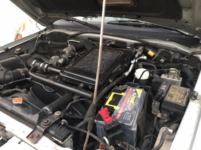 Mitsubishi Pajero Sport, Carros, Bissau