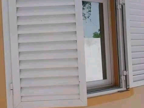 Aluminum products, Portas - Janelas, Bissau