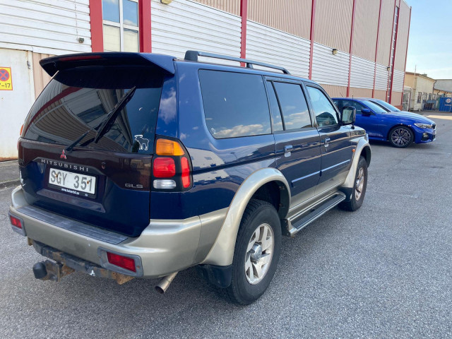 Mitsubishi Pajero Sport, Carros, Bissau